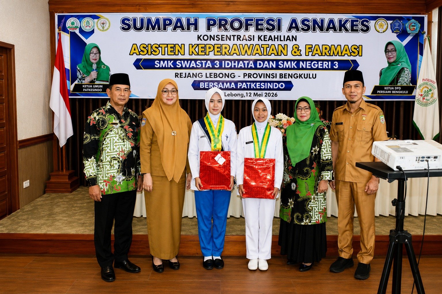 Usai Nyatakan Kompeten, 18 Siswa Farmasi SMKN 3 RL Ambil Sumpah Profesi: Siap Mengabdi sebagai Asisten Apoteker